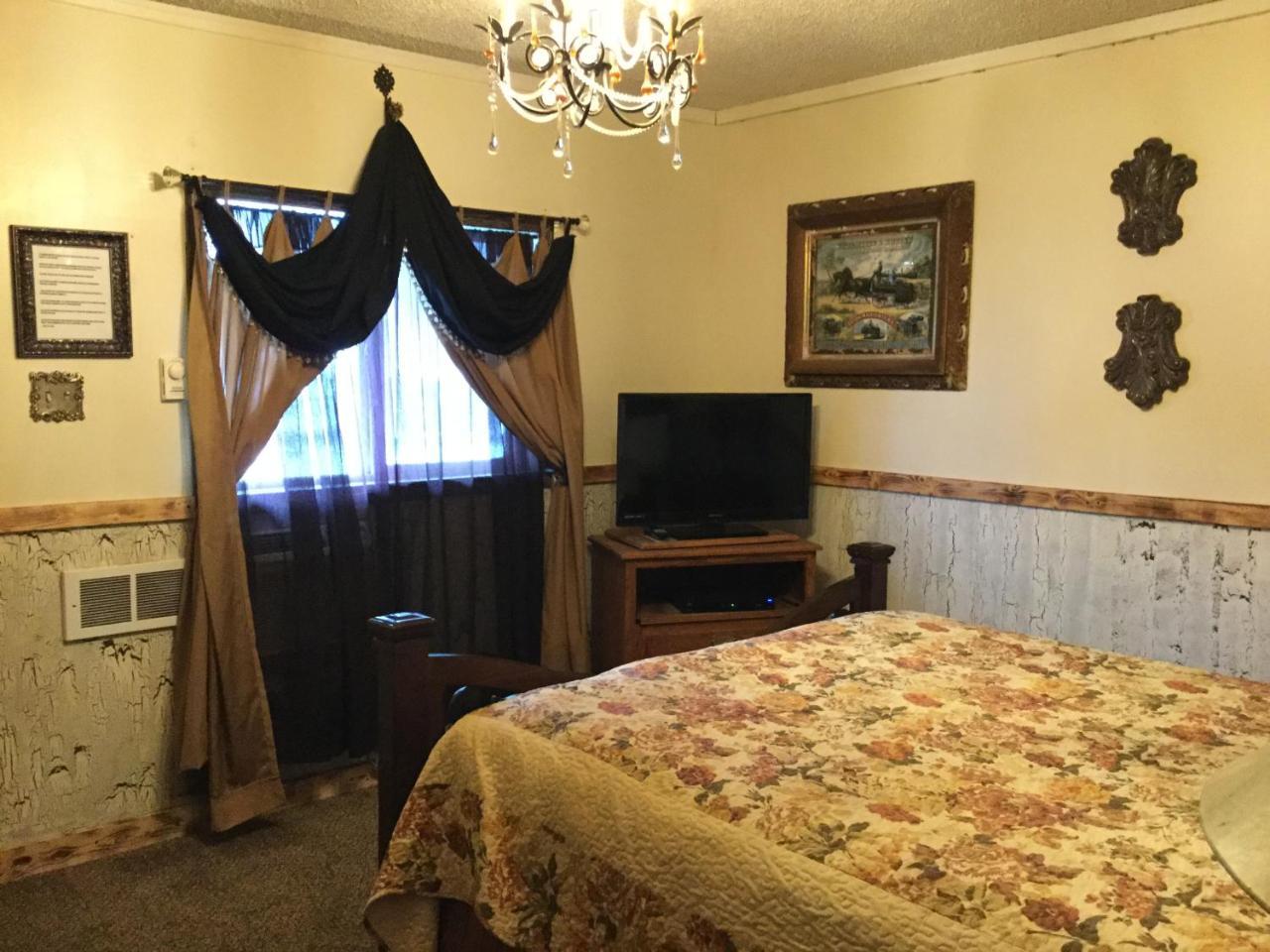 Black Bear Motel Davenport Extérieur photo
